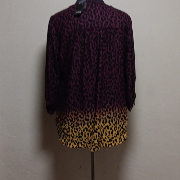 NWT Women's torrid blouse - Picture 3 of 4